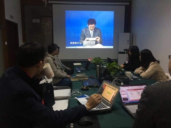 瓜瓜早課堂(129)-講到一半地震怎么辦？