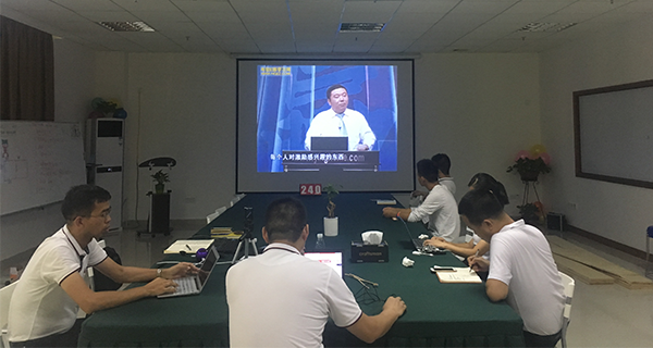 紅瓜子_瓜瓜早課堂(240)-管理者還在拿“三個(gè)數(shù)”嚇唬一輩子？